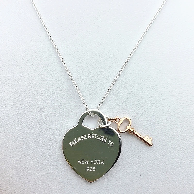

1:1 100% S925 Sterling Silver Heart & Key Pendant Trendy Necklaces Women Original Logo Romance High-End Jewelry Valentine Gift