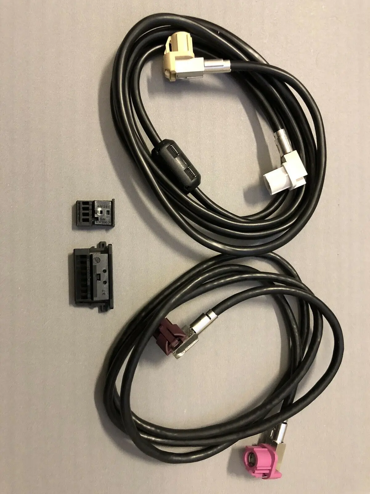 

Подходит для навигационного кабеля BMW CIC CID, кабеля USB, idrive, разъема питания монитора