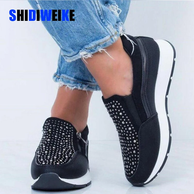 Женские кроссовки на платформе повседневные мягкие дышащие массивной подошве