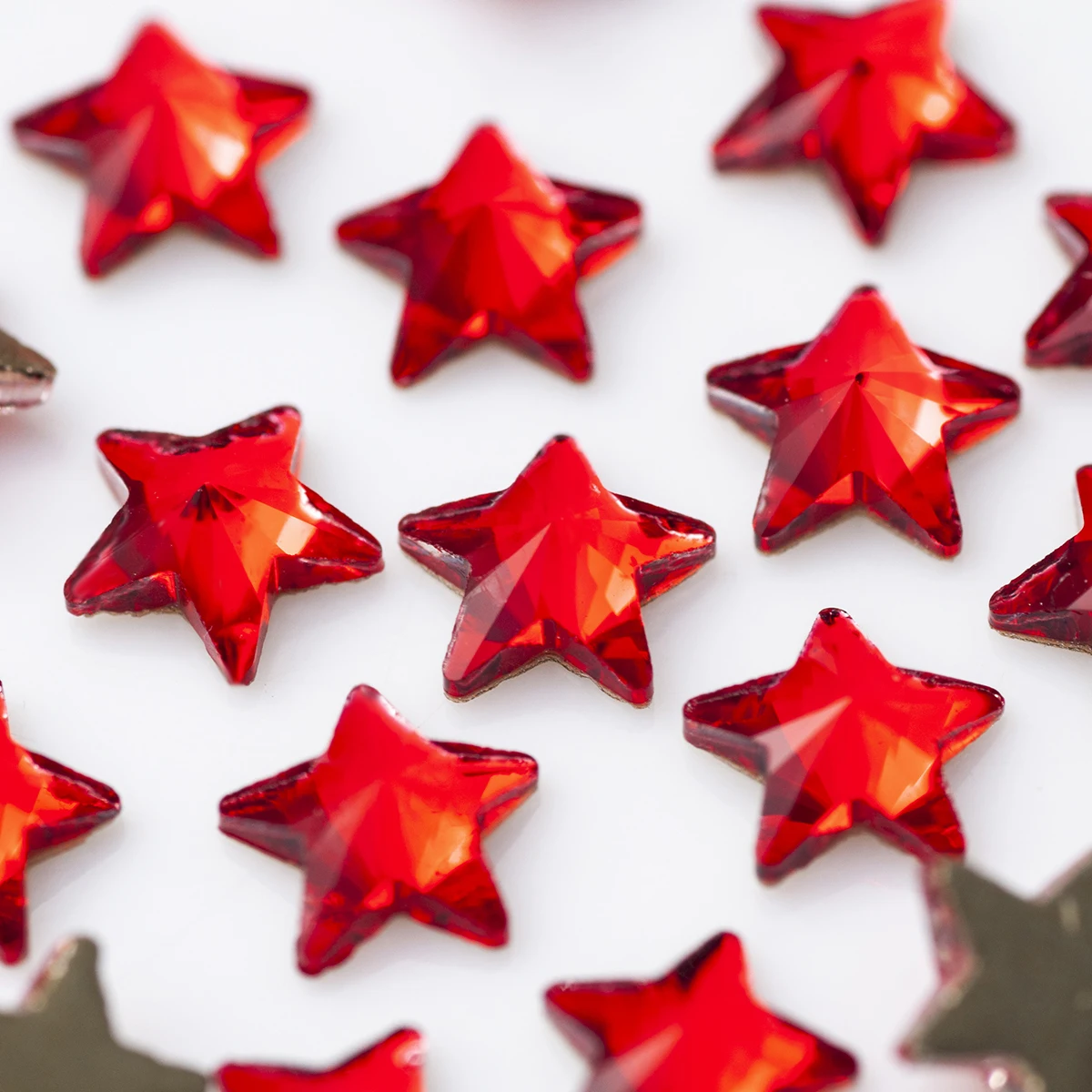 100 шт. Strass 5 мм New Star Форма Б ез исправлений для ногтевого дизайна с плоской задней