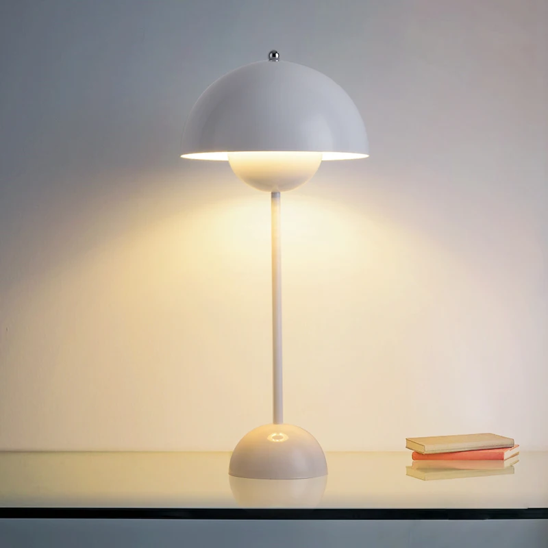 

Скандинавская настольная лампа, железные настольные лампы для спальни, гостиной, дома, кабинета, декоративная лампа E27, Современный дизайне...