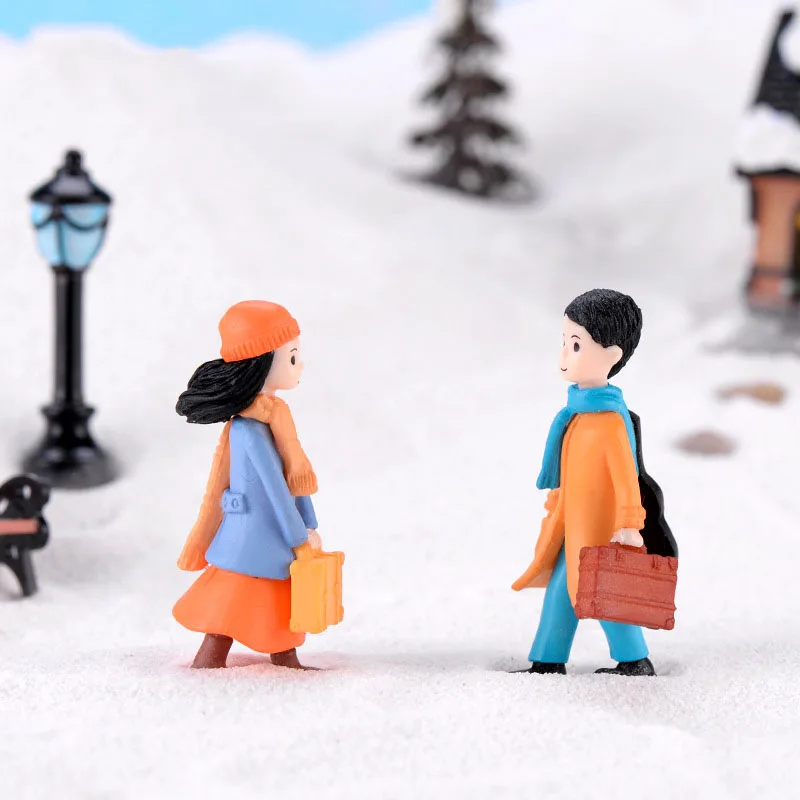 2Pcs 2x5cm Mini Figures Couple Home Decoration Accessories Fairy Garden Lovers Ornament Dollhouse Figurines Miniature Decor