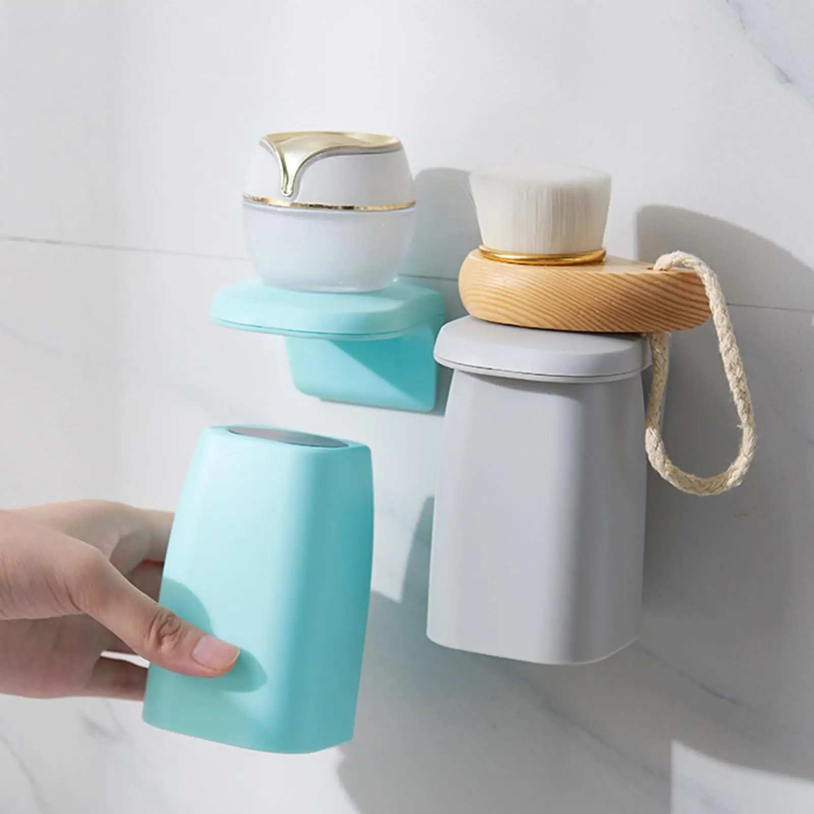 

Magnetic Adsorption Inverted Toothbrush Holder Magnetic Suction Wall-mounted Bathroom Plastic Wash Cup Home Toothbrush Holder