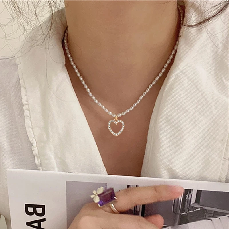 

Fashion Pearl Heart Bead Chain Choker Necklace for Women Simple Crystal Pendant Elegant Vintage Necklaces Charm Jewelry