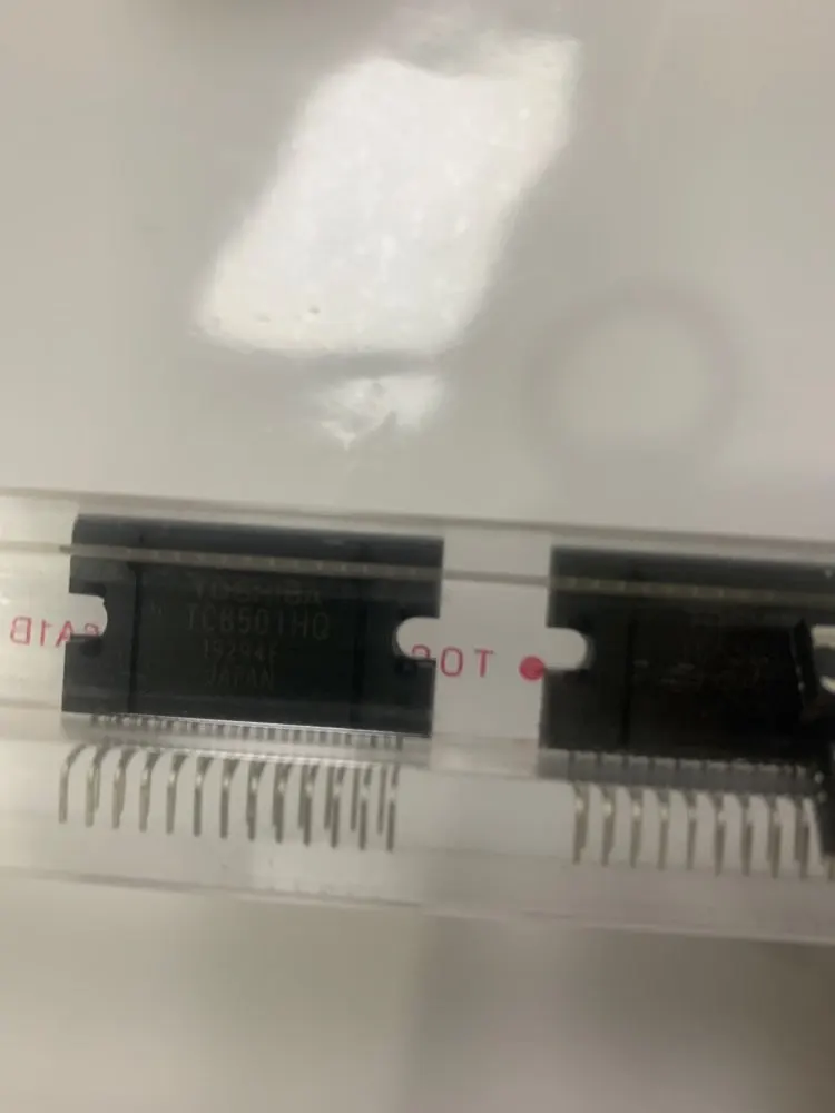 New original TCB501HQ TCB501 car audio chip ZIP-25