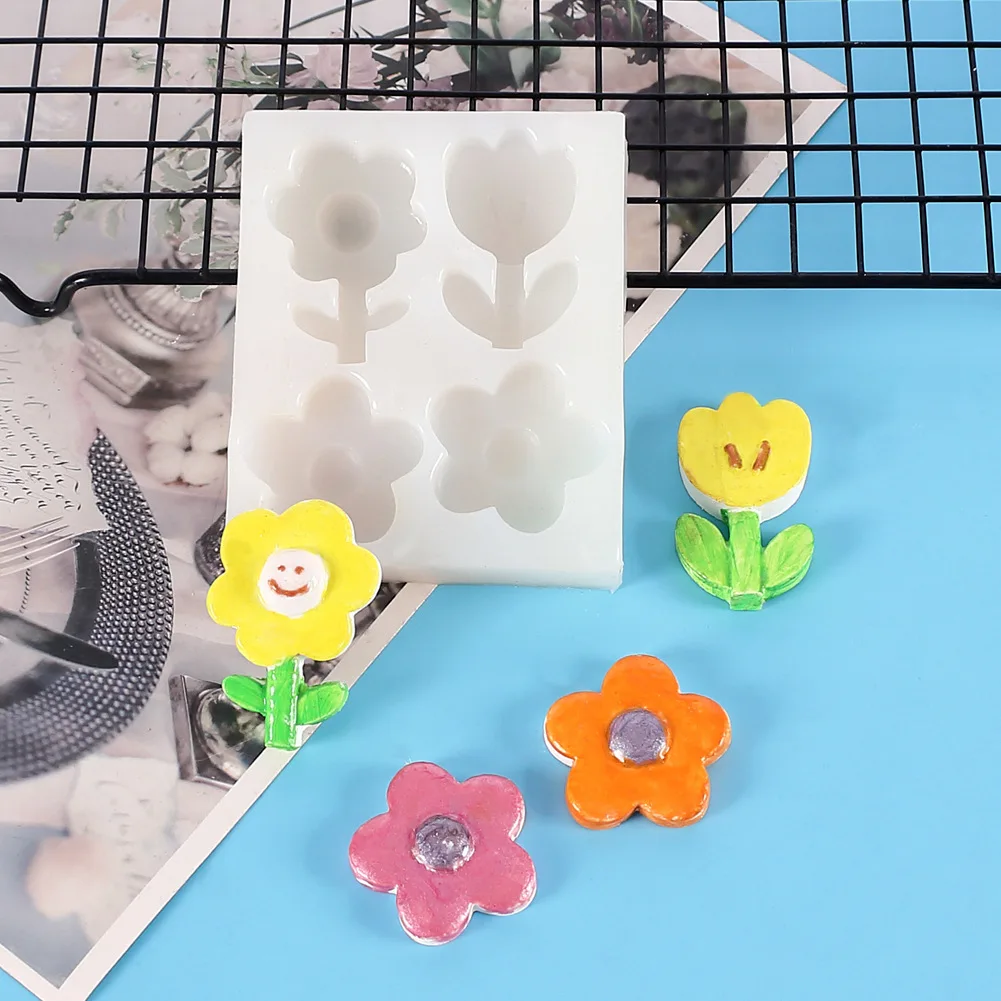 

DIY aromatherapy gypsum silicone mold net celebrity cheering duck smiley face flower car air outlet decoration epoxy mold
