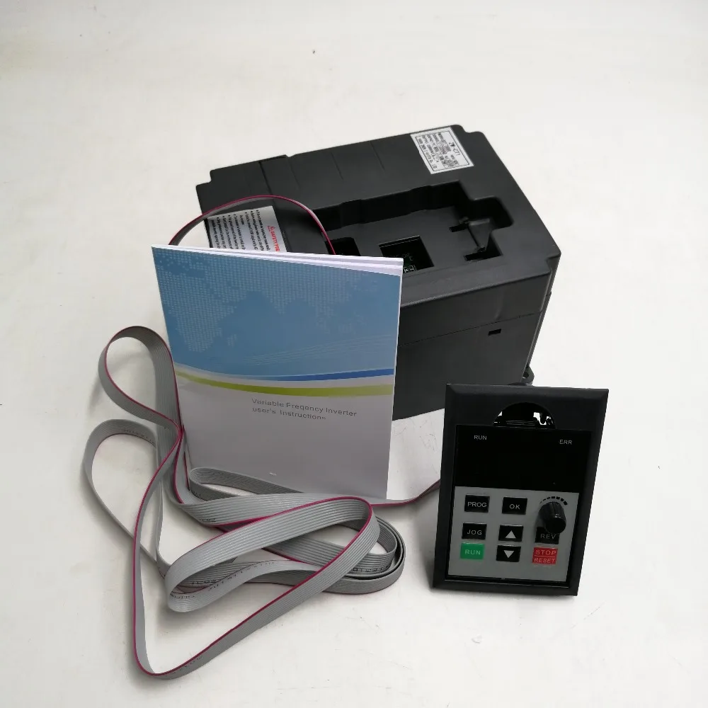 Частотный преобразователь VFD ZW-CT1 инвертор 1.5 кВт/2.2 кВт/4 кВт однофазный 220 В вход и