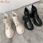 Женские короткие ботинки из ПУ кожи, с ремешком и пряжкой