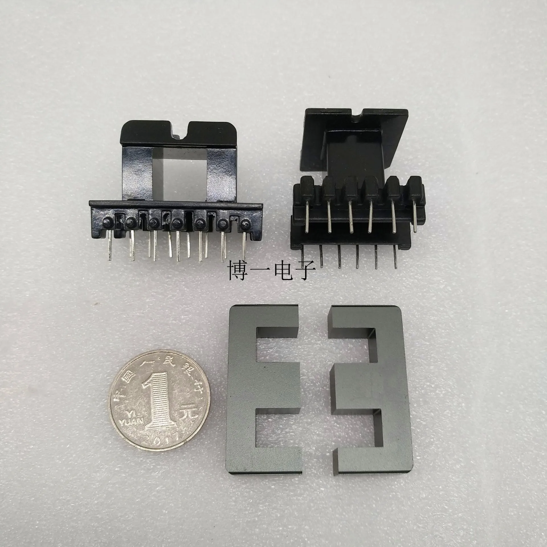 Импортный ферритовый сердечник EE40 материал PC95 может быть снабжен вертикальным 6 +