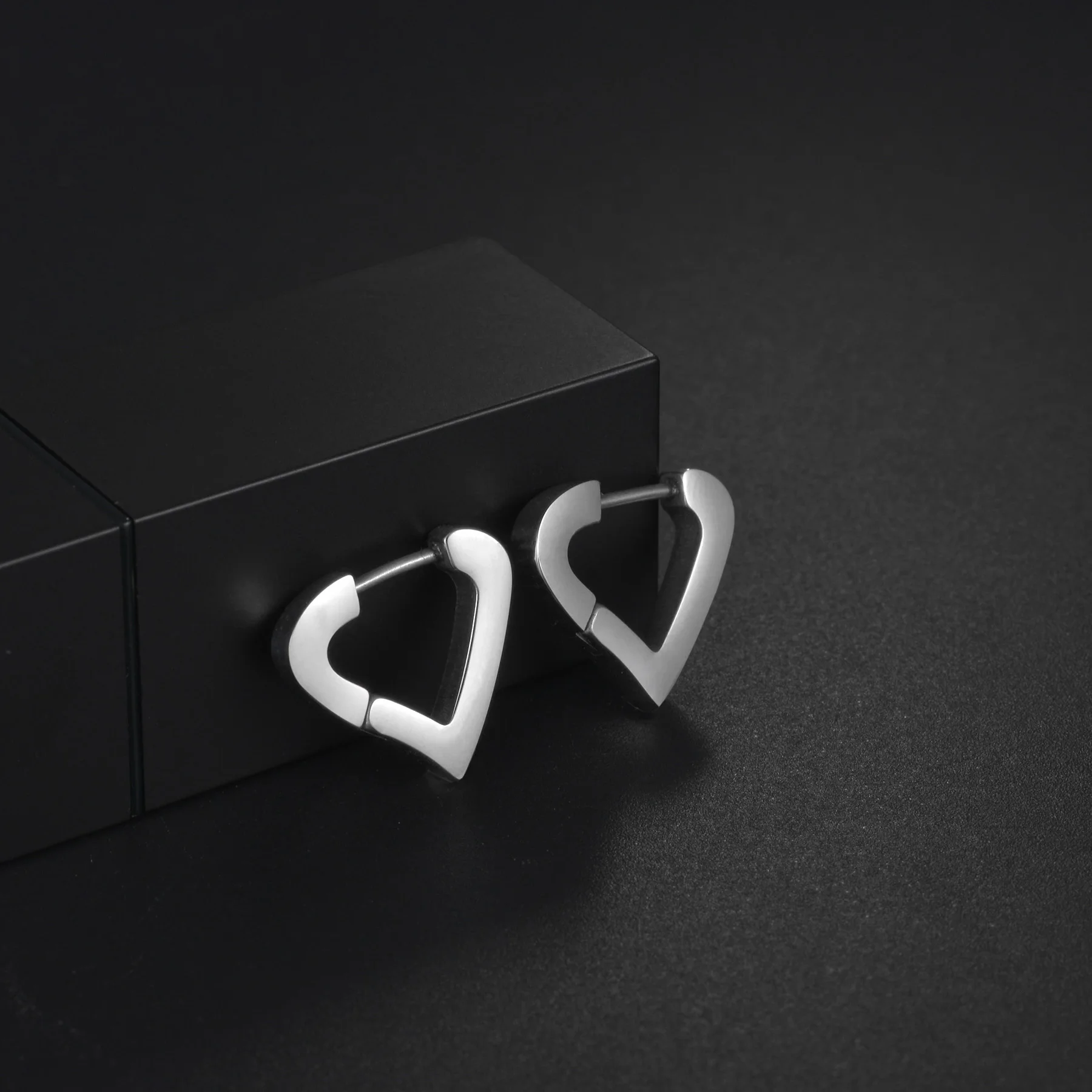 Серьги-гвоздики из титановой стали для мужчин и женщин уличные геометрические