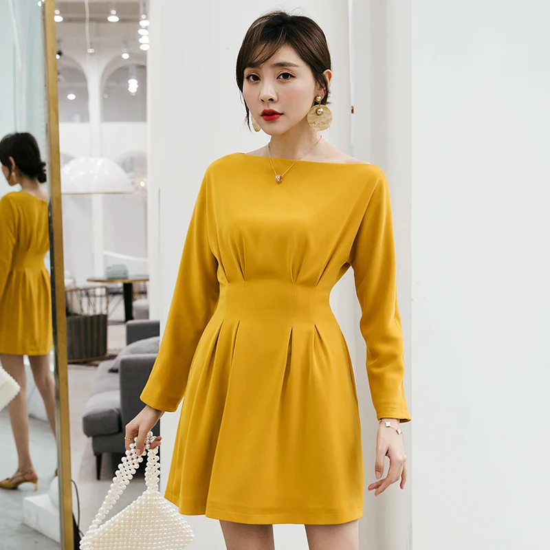 Осеннее Новое поступление желтое платье YIGELILA с круглым вырезом и длинными