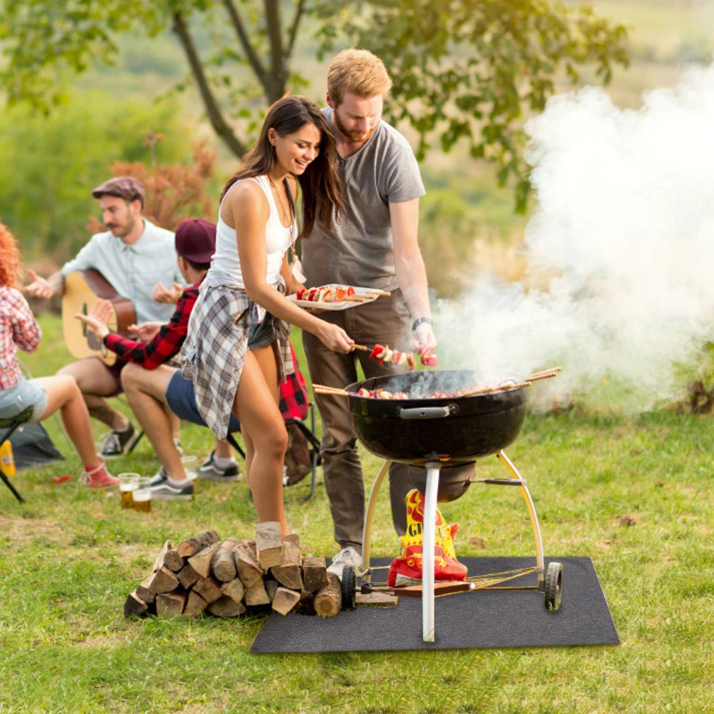 

BBQ Grill Mat Barbecue Outdoor Baking Fireproof Heat Resistant BBQ Grill Splatter Mat Backyard Floor Rug For Home Grill Mat Tool