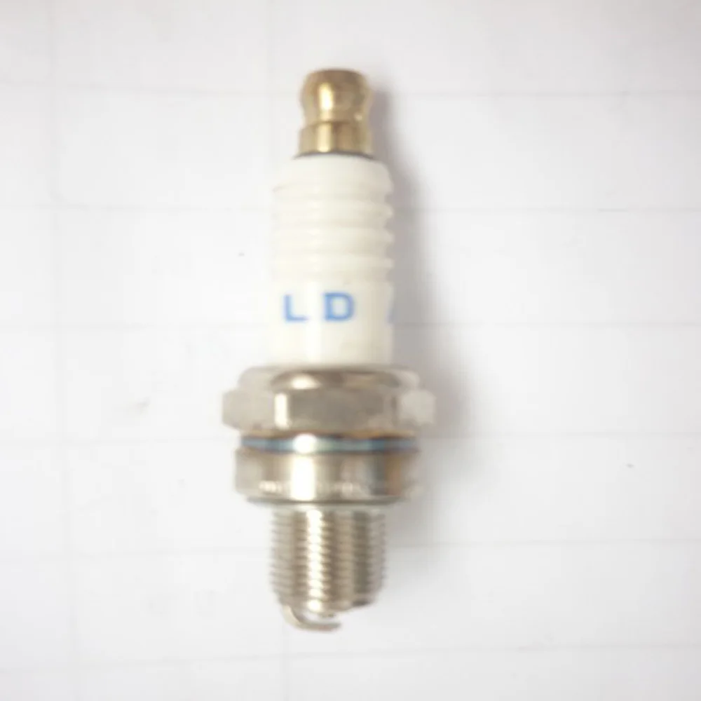 

Free Shipping Hangkai 4 Stroke 3.6 Hp-4Hp Outboard Boat Motor Part Spark Plug
