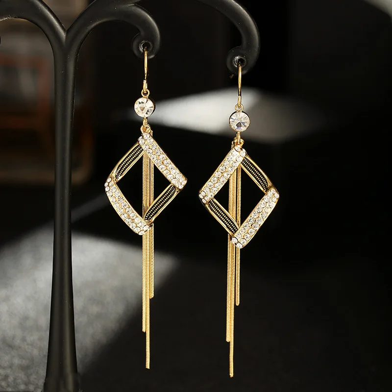 

2019 Women Statement Earrings Long Drops Earing Fashion Jewelry Big Geometric Rhombus Hollow Zinc Alloy Metal Earring