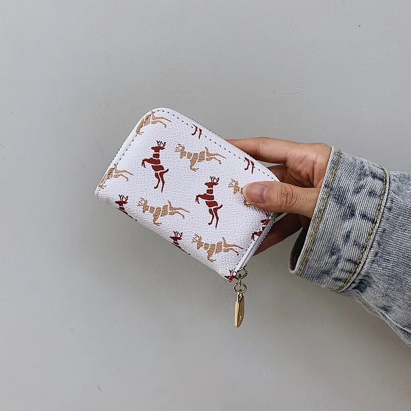 

Женский кошелек на молнии с несколькими отделениями для карт