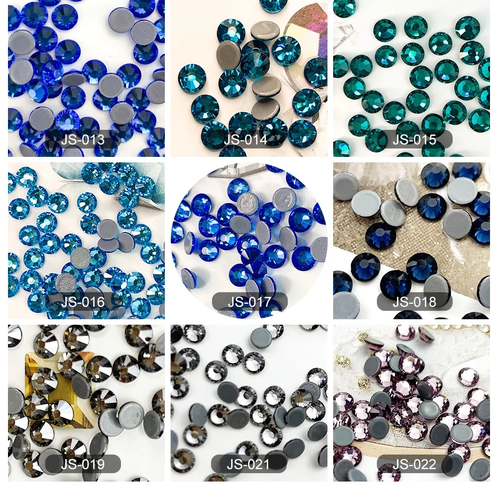 С украшением в виде кристаллов для лабрадоров круглые стразы аппликация с