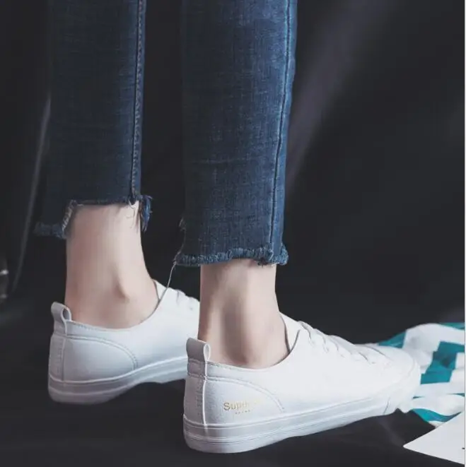 

Classic Casual Shoes Woman Summer Lace-up Trainers Fashion Round Toe Shoes Women Vulcanize Shoes White Sneakers Women Shoes
