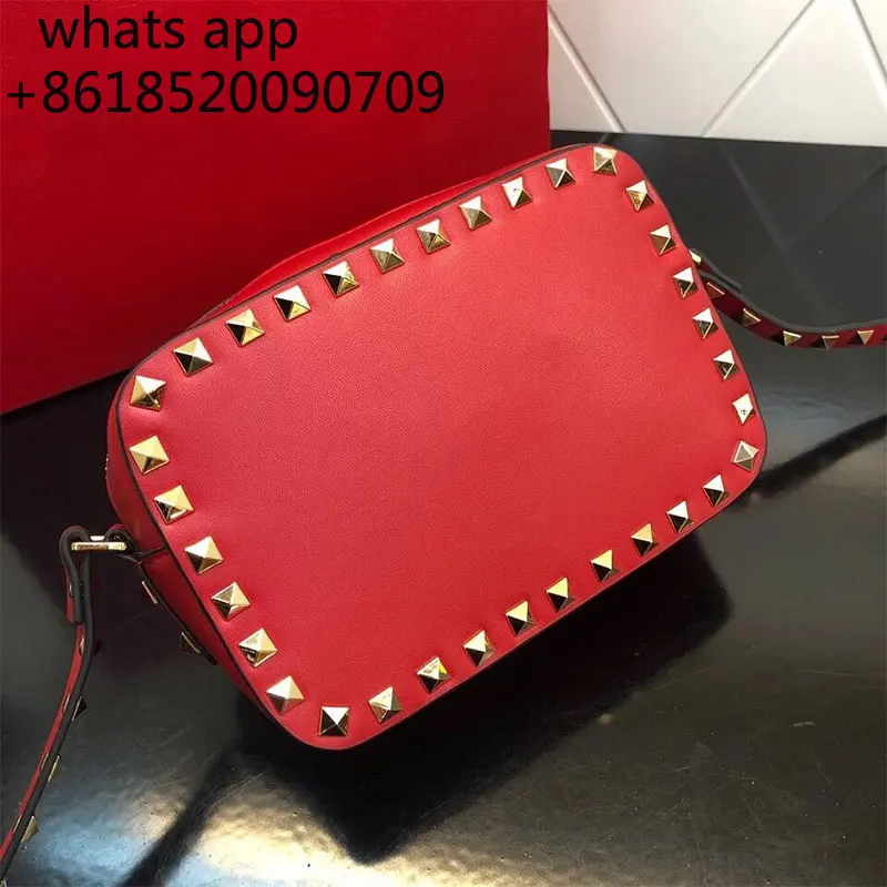 

Ladies fashion all-match new rivet messenger bag handbag messenger bag