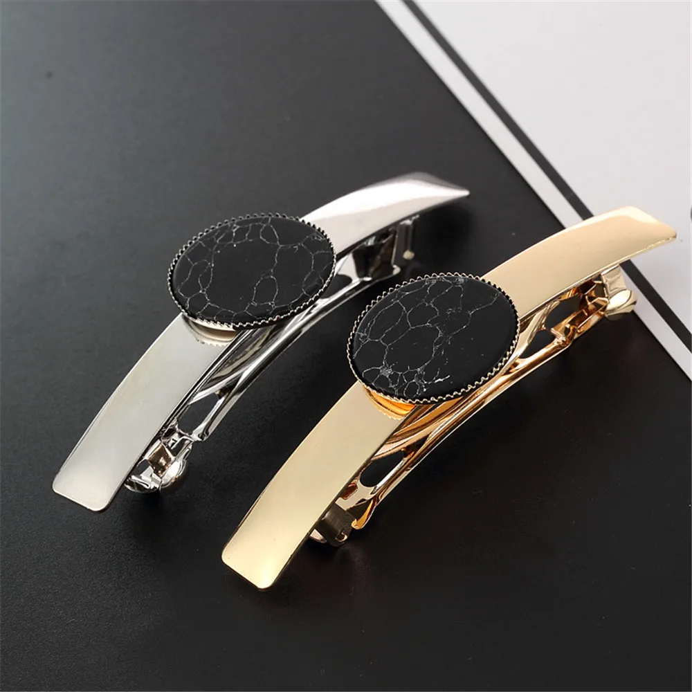 Заколка для волос из сплава золотистая/серебристая с геометрическим рисунком