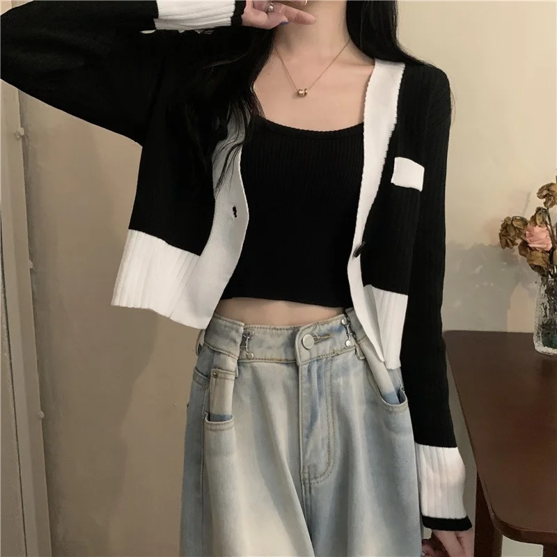 Retro Contrast Color Knitted Cardigan Sweater Mori Style Coat Short Top with High-waisted Trousers Autumn Clothes 2021new Rac |
