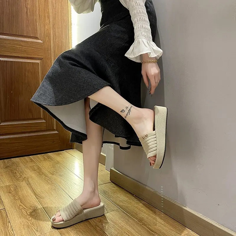 

Shoes Woman 2021 House Slippers Platform Pantofle On A Wedge Luxury Slides Med New Summer Flat Soft Designer Fabric Rubber PU Fa