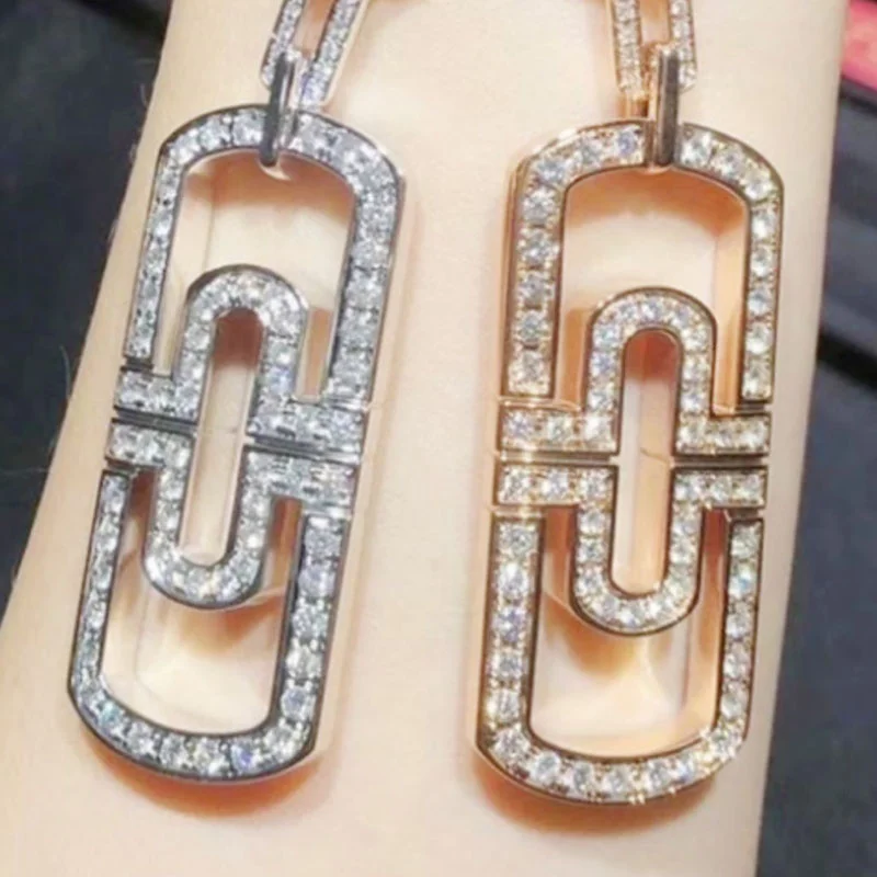 

The S925 Sterling Silver Paper Clip Necklace Trendy Fashion Sweater Chain Couple Personality Clavicle Chain Luxury Brand Jewelry