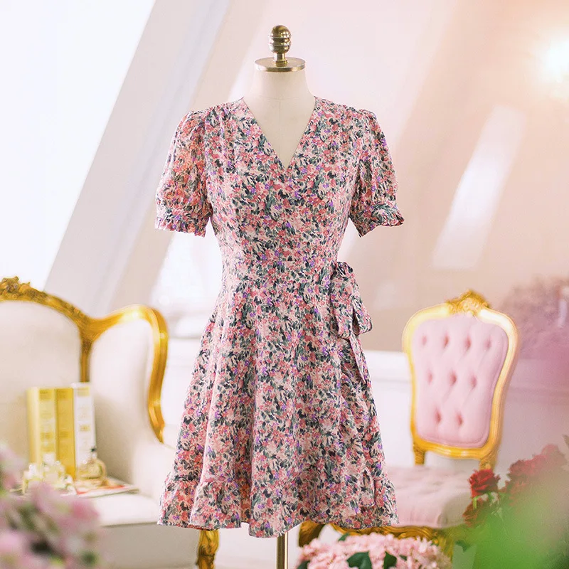 Женское кружевное платье с оборками элегантное тонкое фиолетового цвета