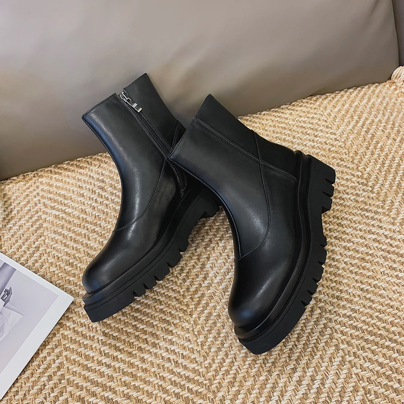 

Genuine Leather Female Thick Heels Women boots Elegant Winter Newest Women Warm Boots Wedding Basic Shoes Woman