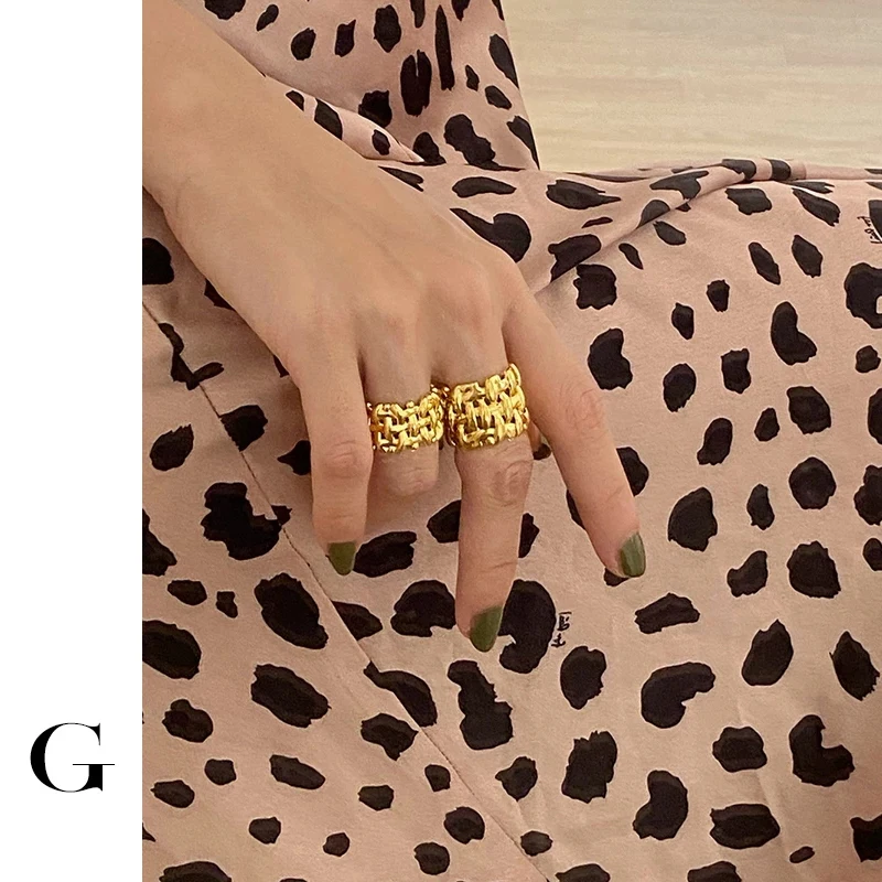 

GHIDBK Minimalist Vintage Knot Hollow Wide Rings Statement Street Style Ring for Women French Elegant Delicate Jewelry Wholesale