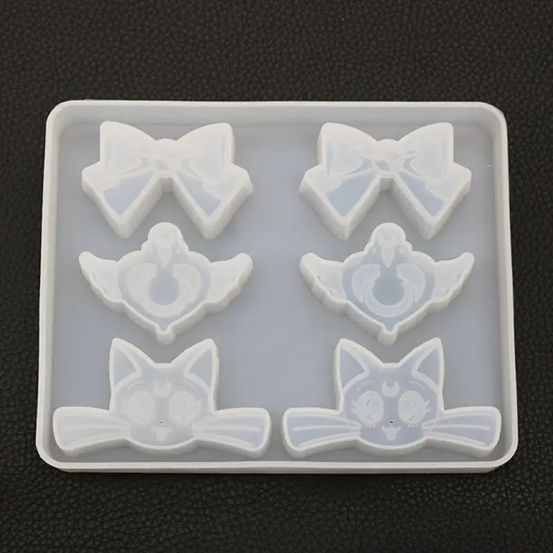 

Cartoon Cat Bowtie Heart Wing Pendant Silicone Mold UV Resin Mold Jewelry Tools