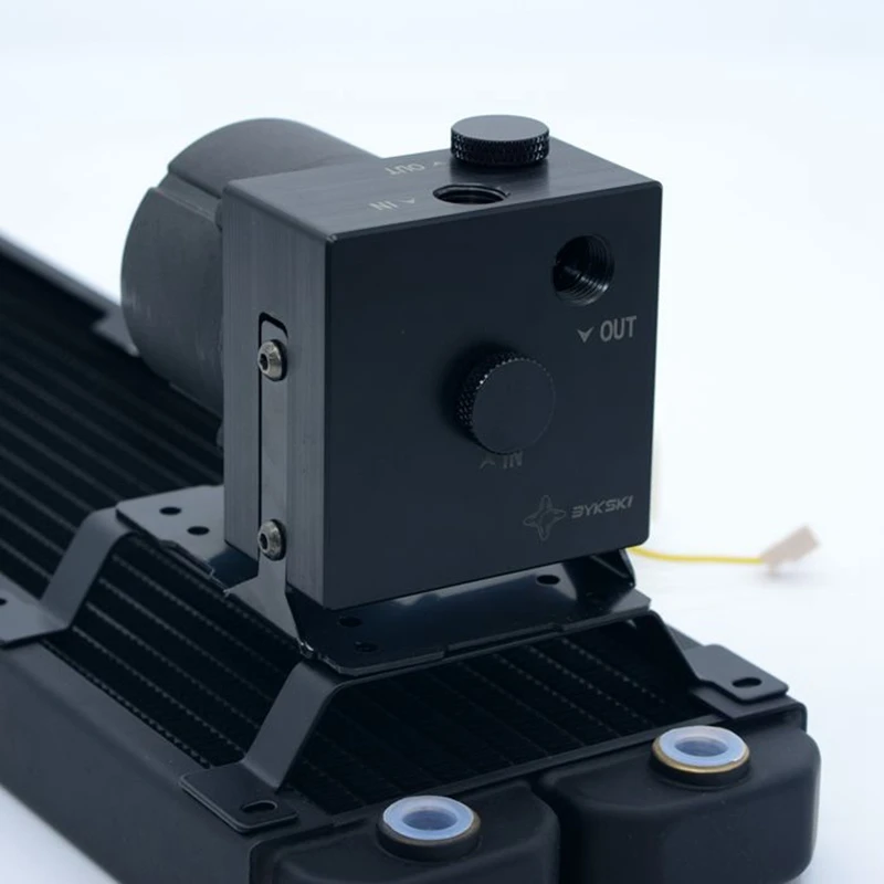 

FREEZEMOD Computer Water Cooling Pc Water Cooler Pump Can Be Adjusted to Shut Down Head 7 Meters Flow 1200L