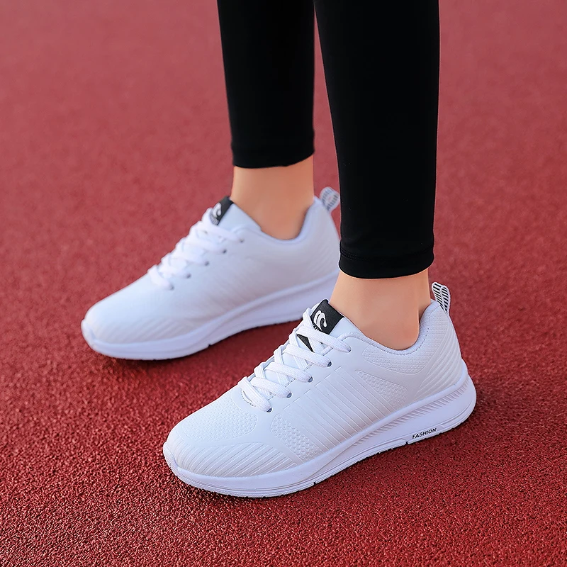 Теннисные туфли для женщин спортивная обувь женские удобные легкие тренажерного