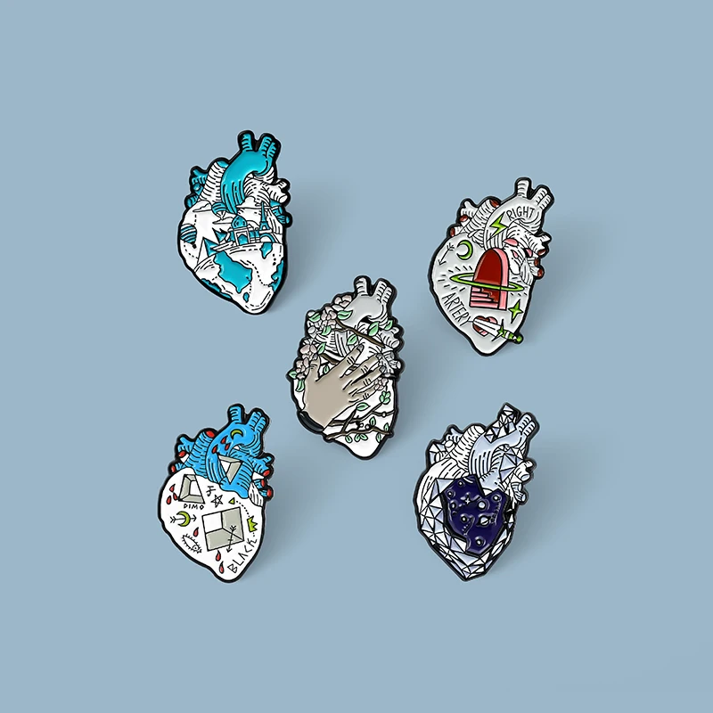 

Organ Heart Enamel Pin Starry Sky Ocean Hand Brooches for Doctor Nurse Medicine Art Badge Lapel Pin Jewelry Gift Wholesale