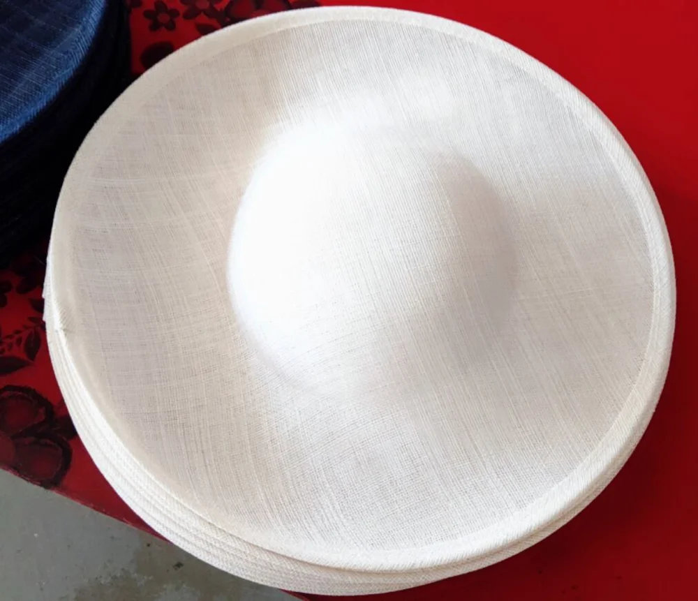 Шляпа Вуалетка sinamay с большим блюдце ручная работа для Дерби гонок вечерние