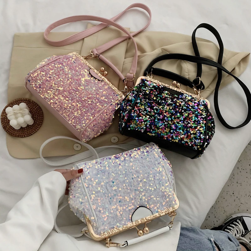 

2020 Summer PU Leather Shoulder Handbags and Purses Fashion Sequined Cloud Shape Clip Bag Casual Famous Brand Doctor Women Bags
