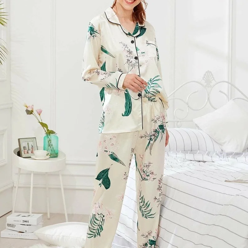 

Women Sexy Pajamas Satin Saffron Polyester Material Silk Pajamas Thin And Sweet Family Suit Oversized And Loose Women Sleepwear