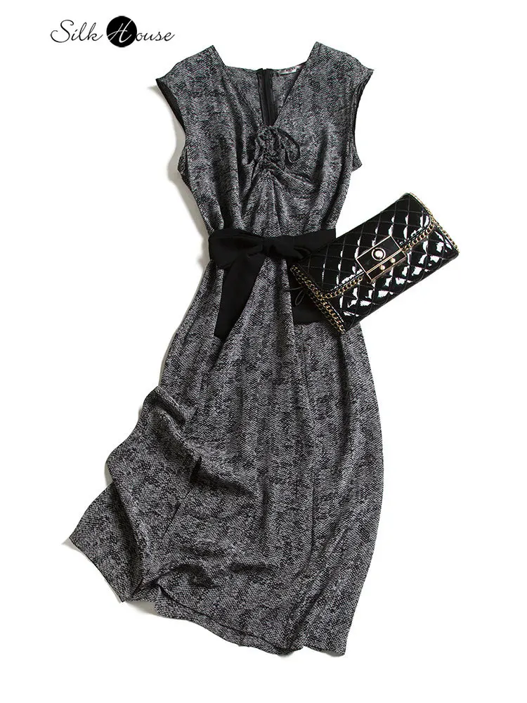 

20201 New High-end Custom Mulberry Silk Black Gray Spot Series Silk Three-dimensional Cutting Women's Fashion Dress