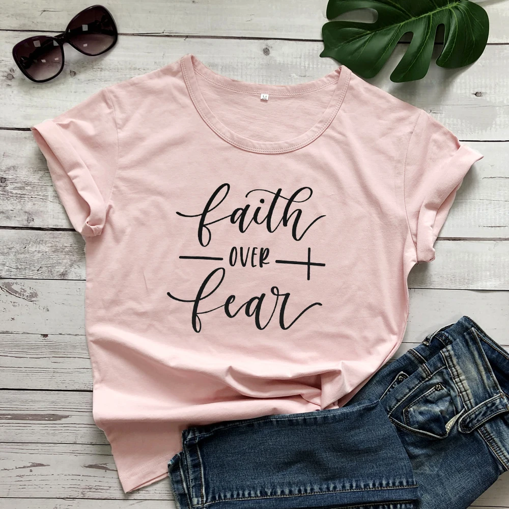 peach-black text Faith Over Fear футболка женская модная вдохновленная Религиозная Христианская Церковь топы футболки Повседневная летняя графическая футболка tumblr наряд - Цвет: peach-black text