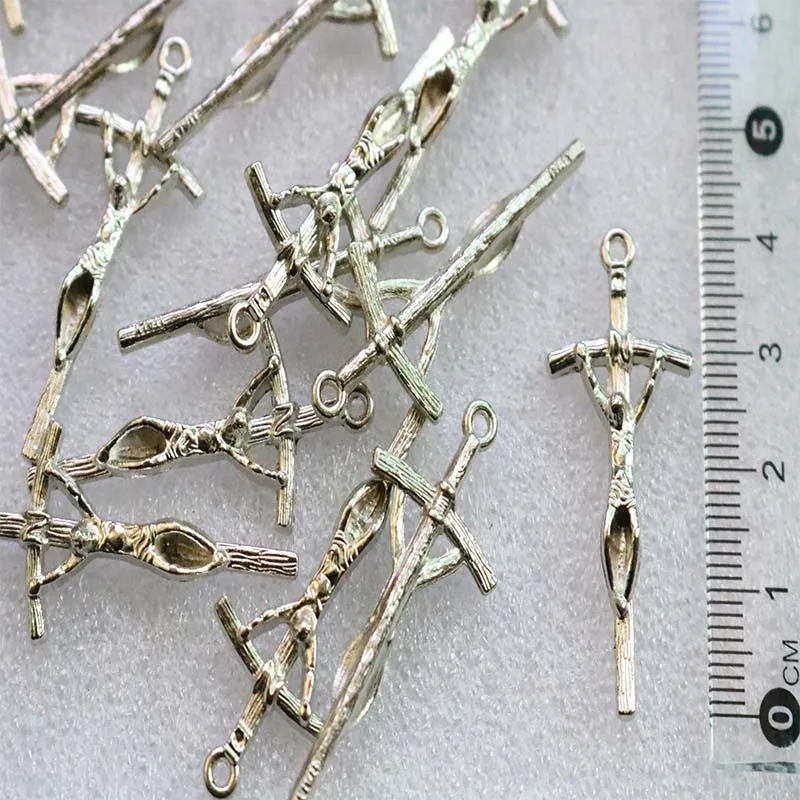 100 шт./подвеска ручной работы крест кулон античное серебро цветной амулет с
