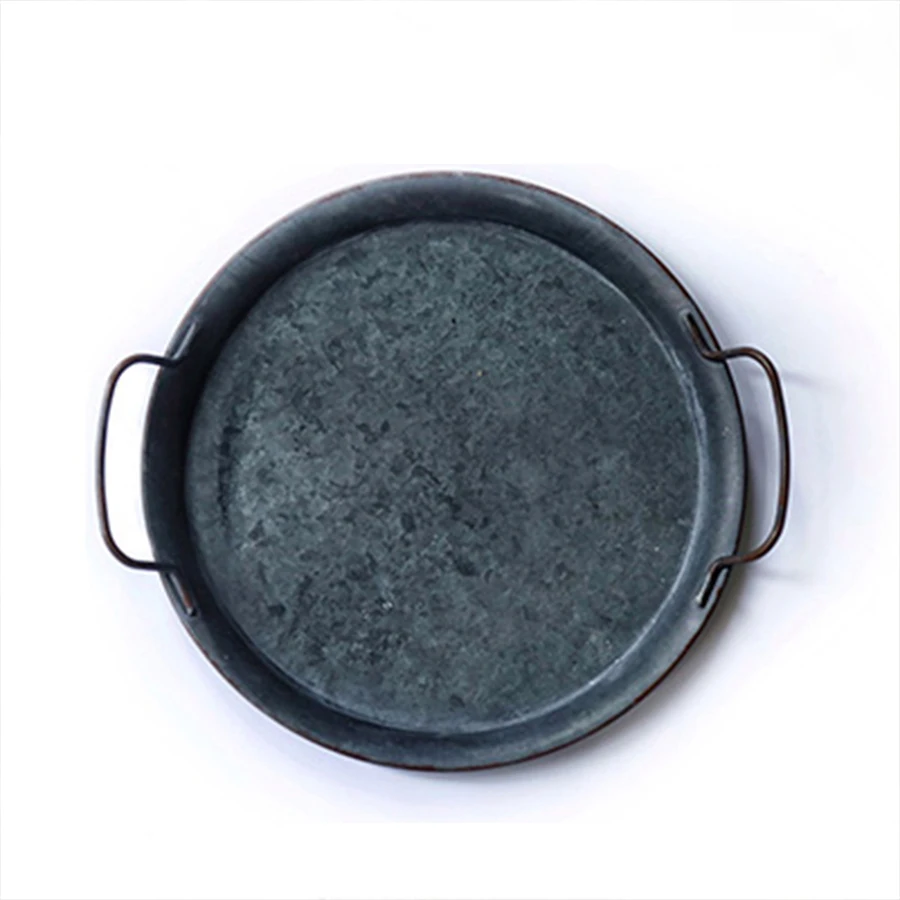 

Retro Metal Plate With Handles Dinnerware Handcrafted Round Flat Plate Vintage Storage Bread Tray Home Decoration Restaurant