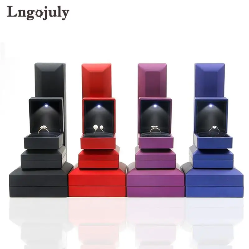 

Высококачественная Роскошная светодиодная коробка для упаковки ювелирных изделий для романтического помолвки свадьбы дня рождения творч...