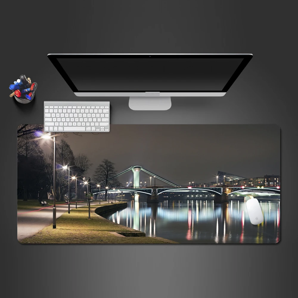 Прозрачный компьютерный коврик для мыши с городским ландшафтом