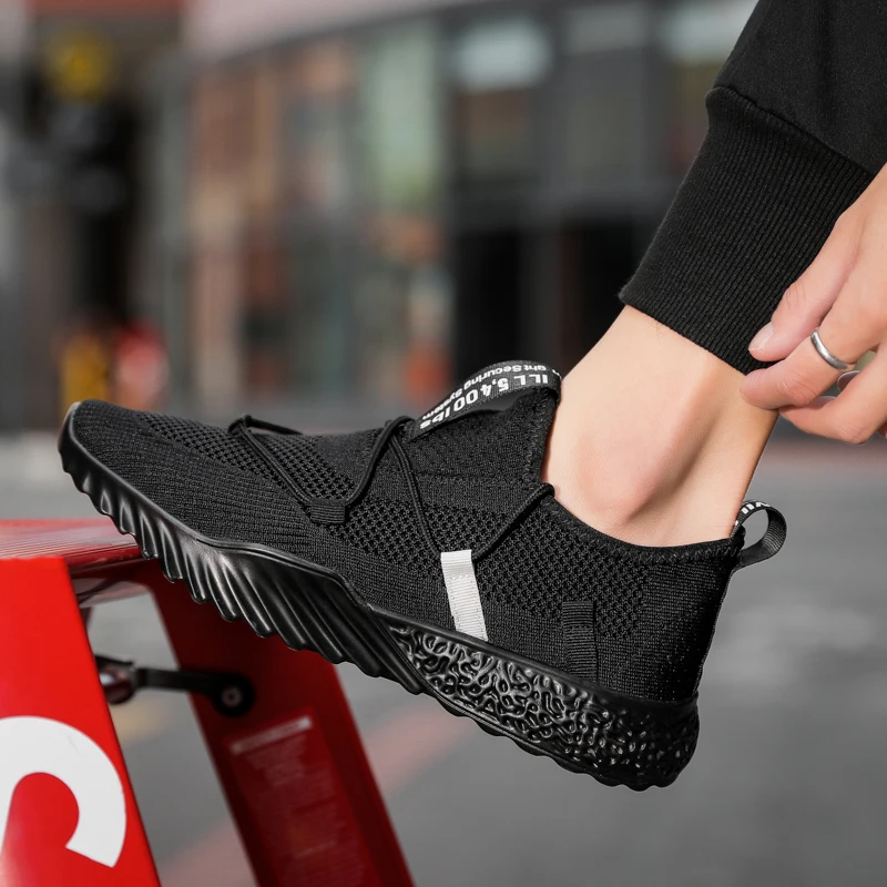 

New Casual Shoes Running Sneakers Summer Men's Mesh Breathable Sports Shoe 2021 Fashion Outdoor Shock-absorbing Jogging Footwear