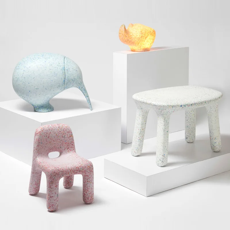 

Nordic Artists Use Outdoor Kindergarten Children's Chair Creative Small Table Modern Kids Desk and Chair Set