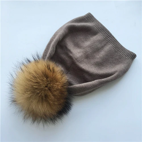 Brown natural fur Вязаная шапка из натурального меха енота с помпонами, женские шапки бини, кашемировая зимняя шапка, Женская хлопковая шапка Skullies, шерстяная шапка - Цвет: Brown natural fur