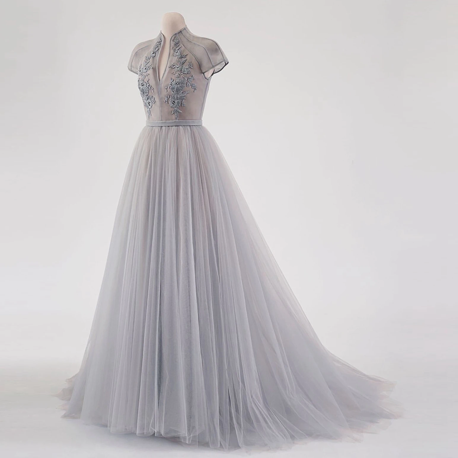 

Grey Tulle Dress See Through Applique Evening Dress A-line Long Dress Elegant Dresses For Women Prom Dress Buttons Wedding Dress