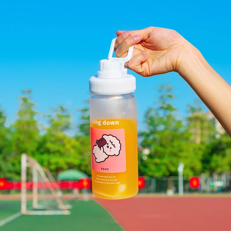 Милая Корейская матовая стеклянная бутылка для воды 500 мл с соломинкой