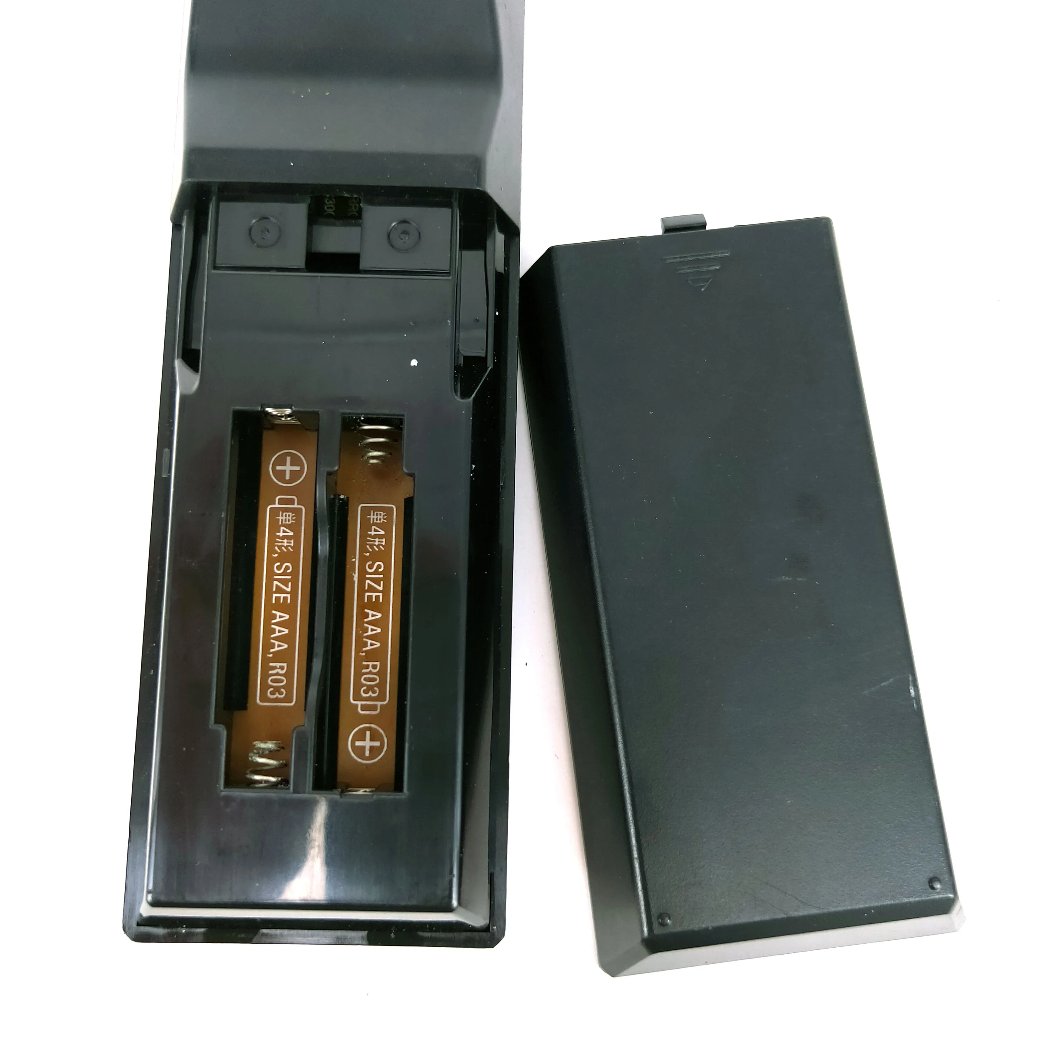 Используется оригинальный RM-ADP120 для Sony AV SYSETM пульт дистанционного управления