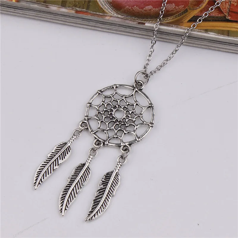 Ожерелье с перьями и кисточками в подарок | Украшения аксессуары