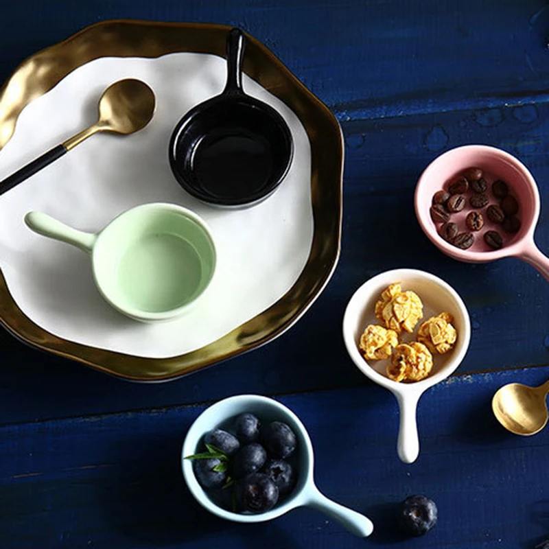 

Solid Color Mini Ceramics Sauce Cup Dish Color Glaze Kitchen Tool Sushi Condiment Seasoning with Handle Small Plate Tableware